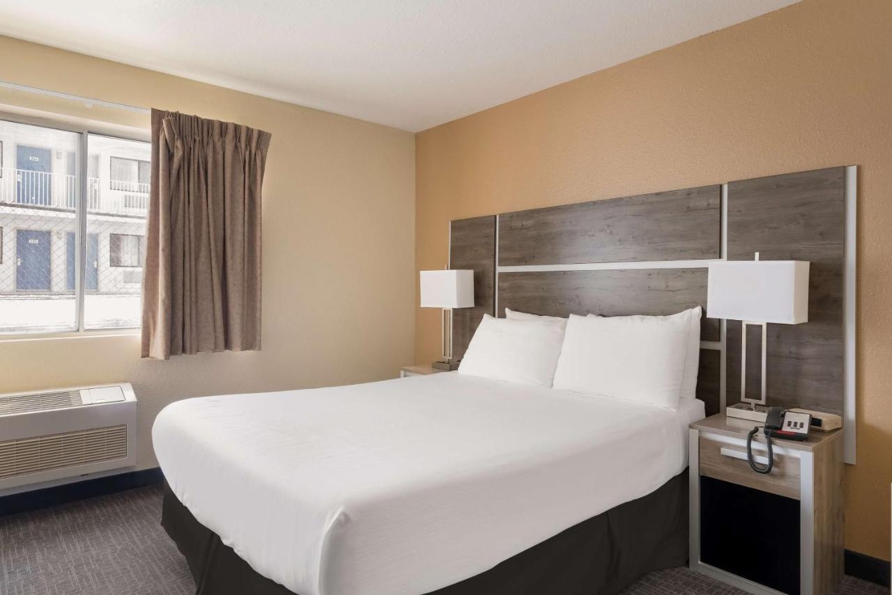 Hotel Surestay By Western