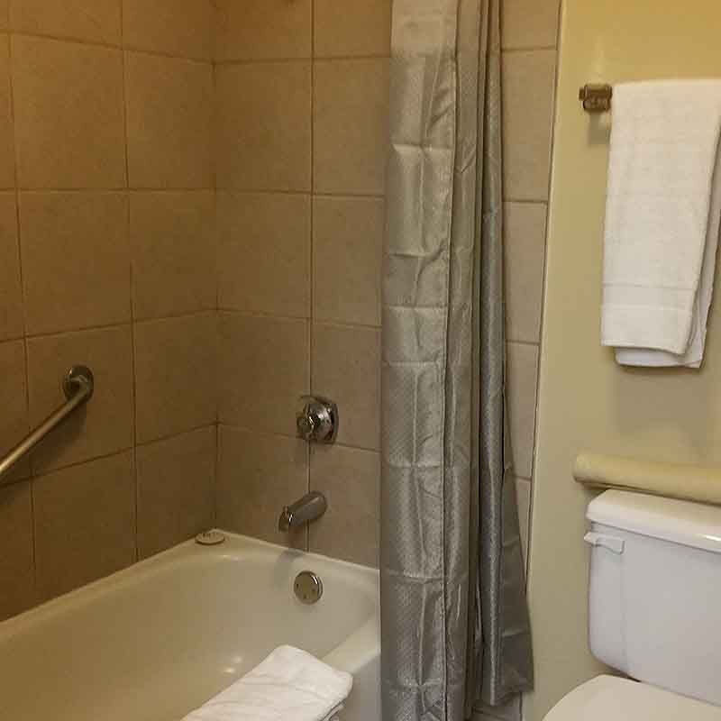 Surestay By Western Hotel Wells